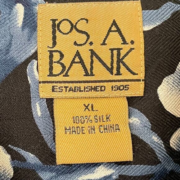Jos. A. Bank Silk Blue Floral Tropical Camp Collar Button Down Shirt, Size XL - Picture 7 of 13
